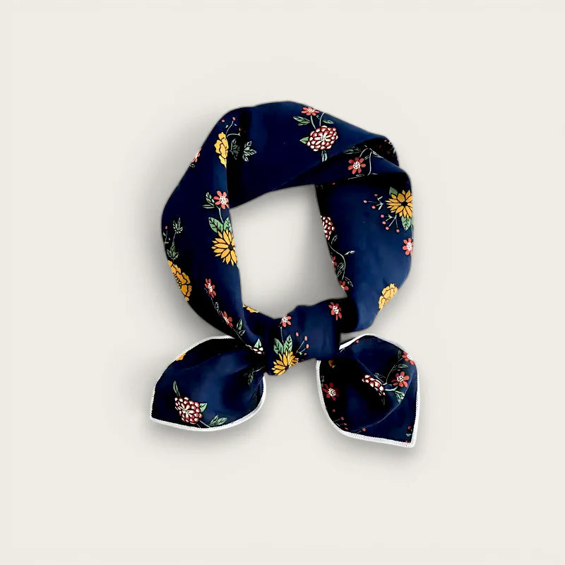 Cotton skinny scarf in navy blue silk with floral pattern and white trim