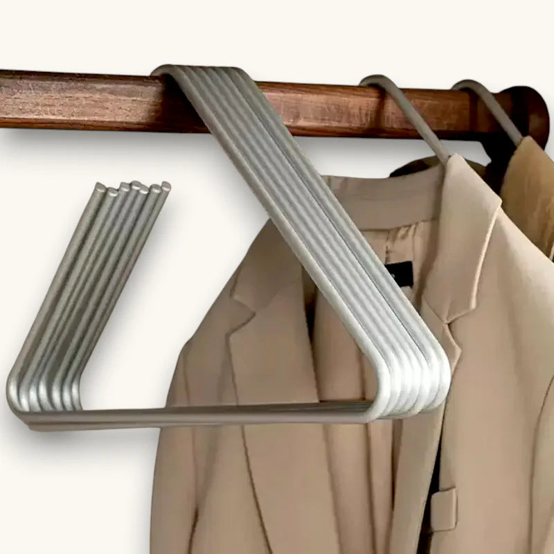 Silver Metal Scarf Hanger with ribbed segmented design