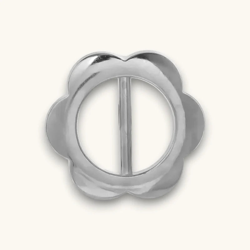 Silver-toned flower-shaped Scarf Slide buckle with central sliding bar